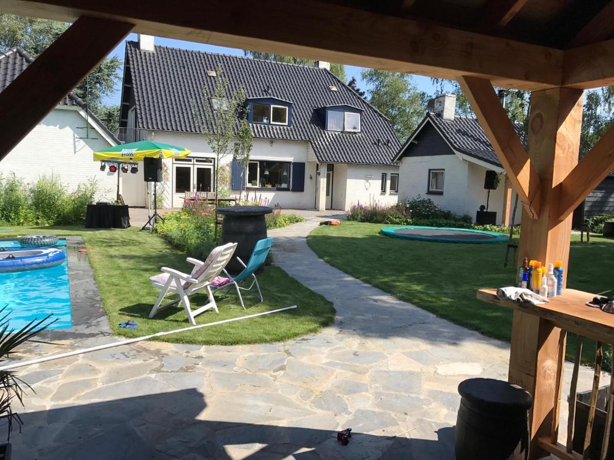 Bed & Breakfast De Zandhoef Eersel Exterior photo